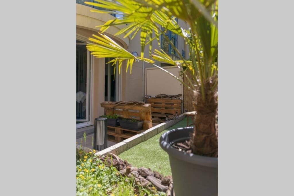 Superbe Appart Plein Centre Avec Parking & Jardin เมซ์ ภายนอก รูปภาพ